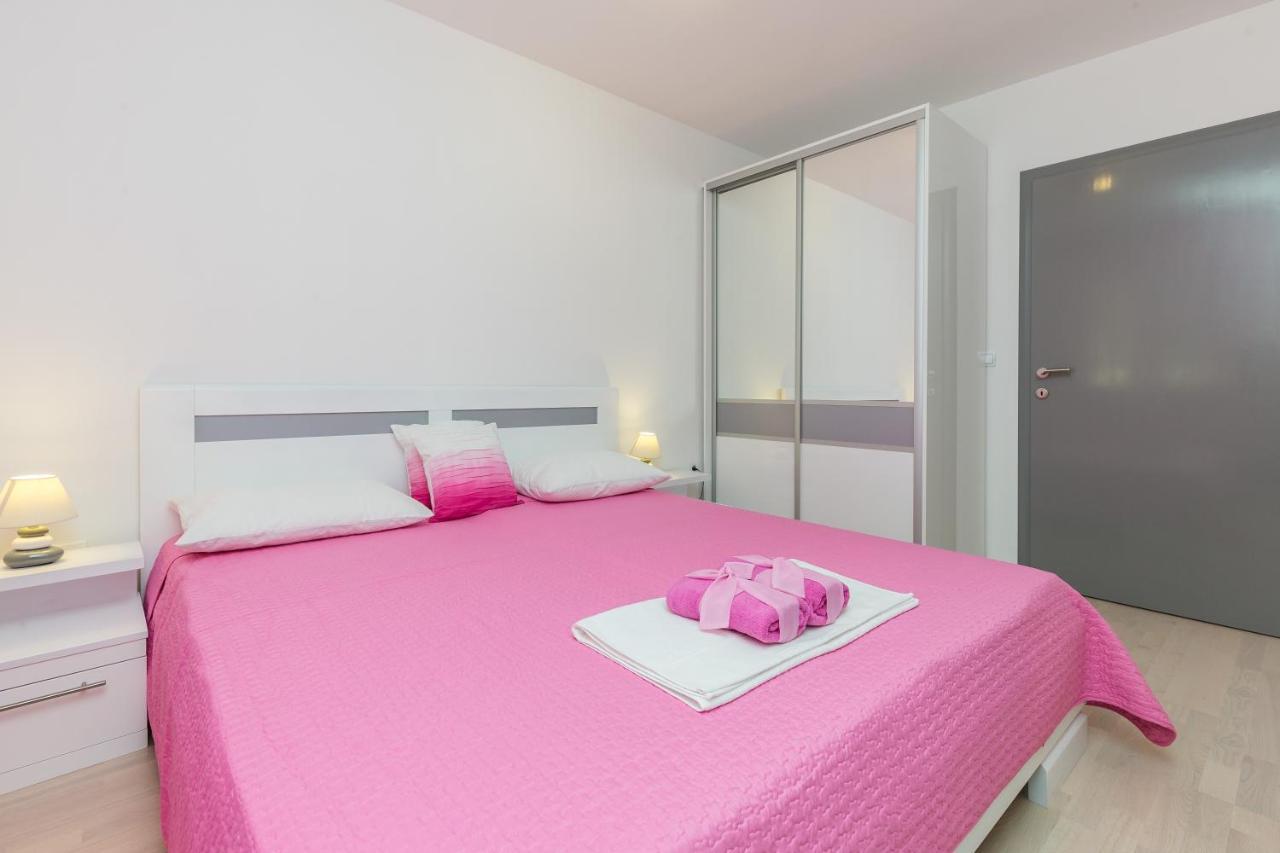 Apartments Villa Enzian มลินี ภายนอก รูปภาพ